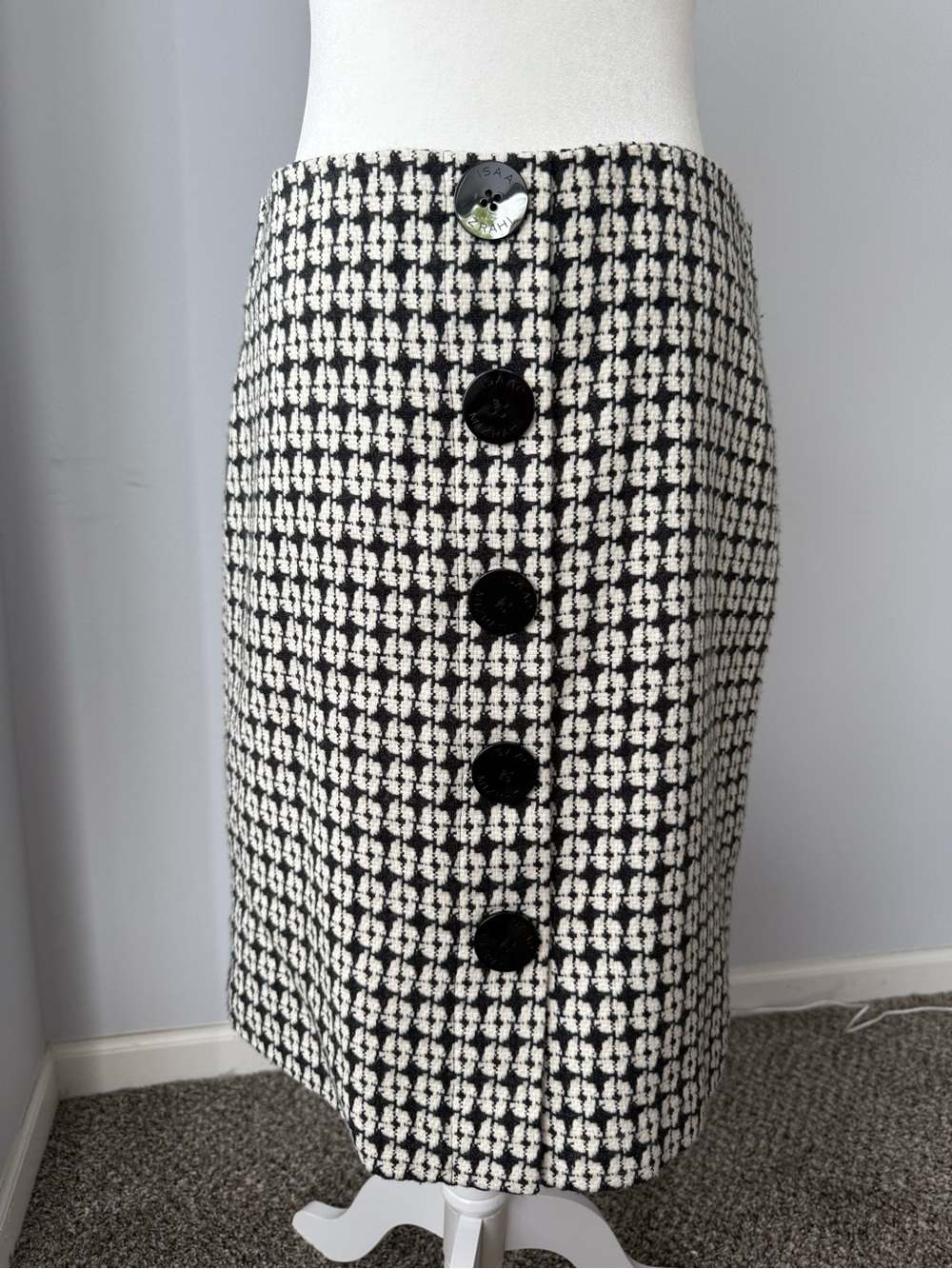 Isaac Mizrahi Black and White Houndstooth Button-Front Pencil Skirt